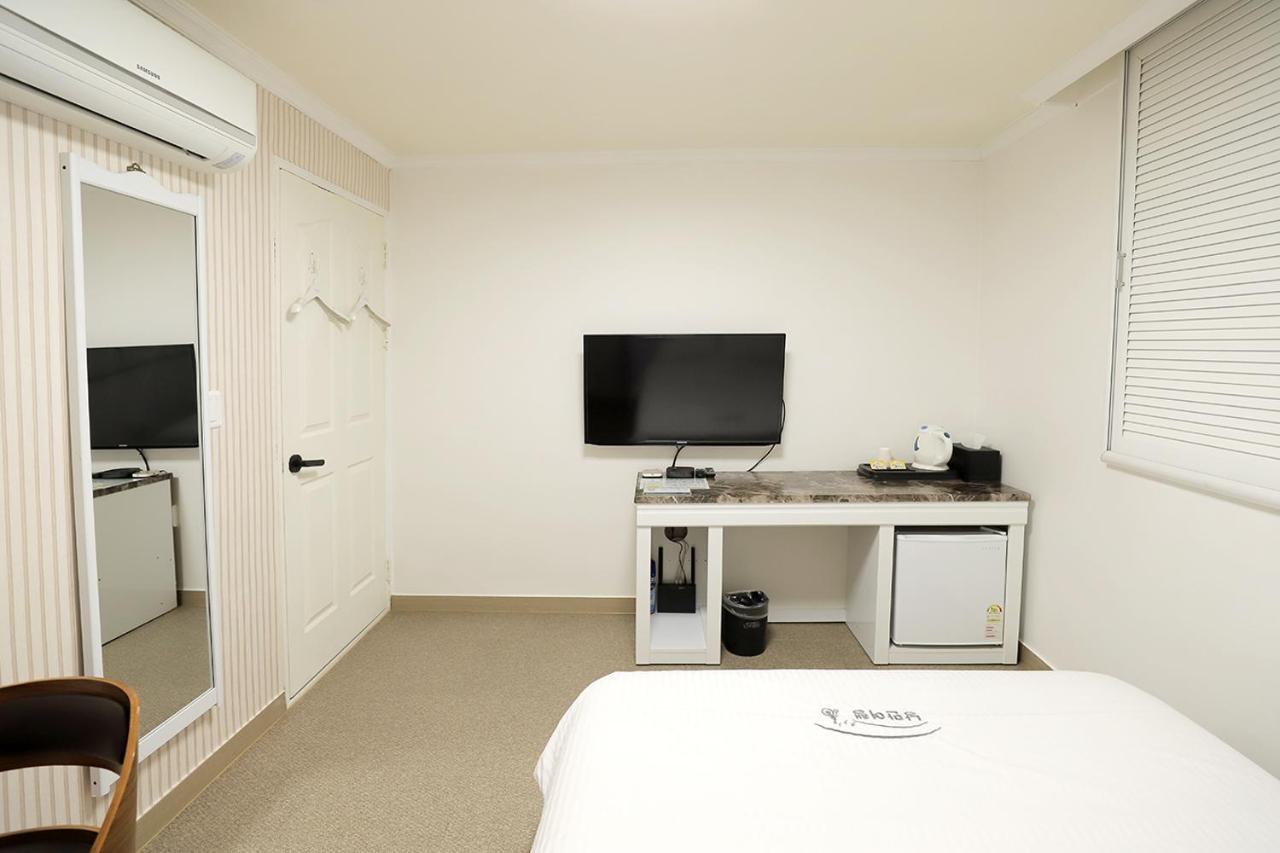 Stay Romantictrip_Hostel Gyeongju Exterior foto
