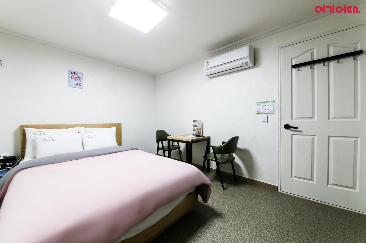 Stay Romantictrip_Hostel Gyeongju Exterior foto